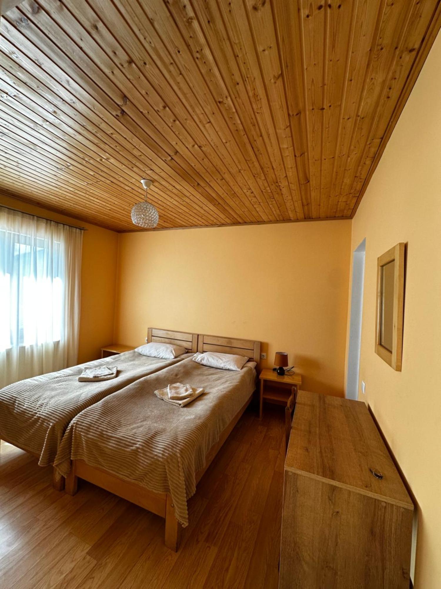 Guest House Victor Zhabeshi Exteriér fotografie